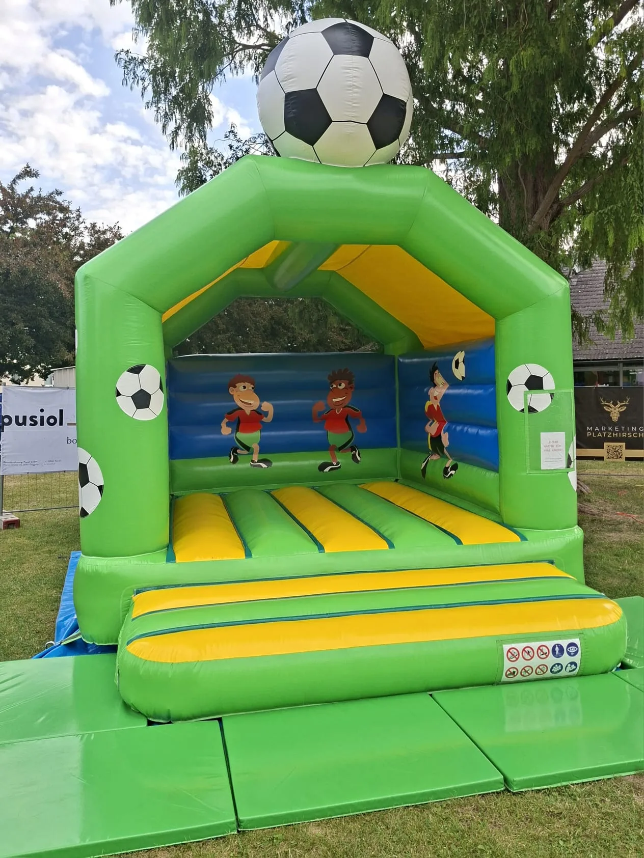 Fussball Hüpfburg